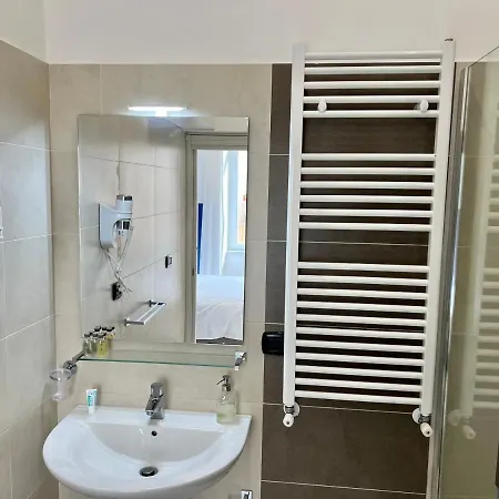 Duomo * نابولي